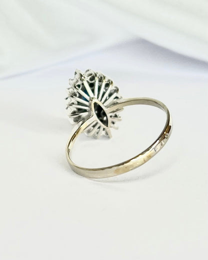 Bague Marguerite Marquise Saphir 0.30 carat &amp; Diamants 0.30 carat "Erika" - Elliade Paris