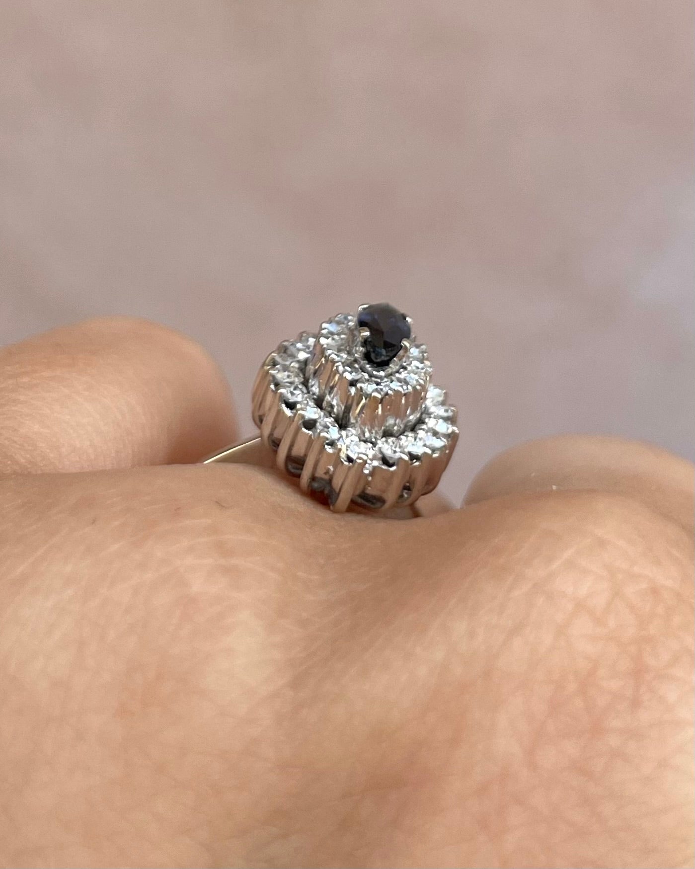 Bague Marguerite Marquise Saphir 0.30 carat &amp; Diamants 0.30 carat "Erika" - Elliade Paris