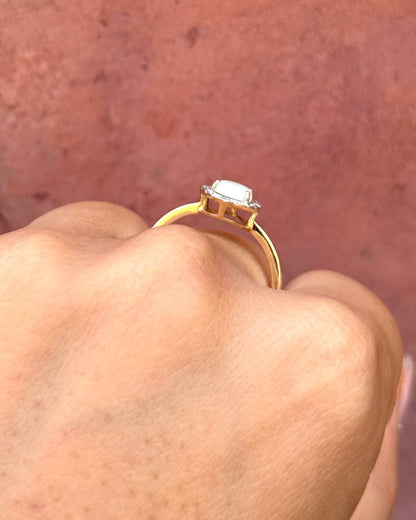 Bague Marguerite Opale 0.56 carat &amp; Diamants 0.20 carat "Ophélie" - Elliade Paris