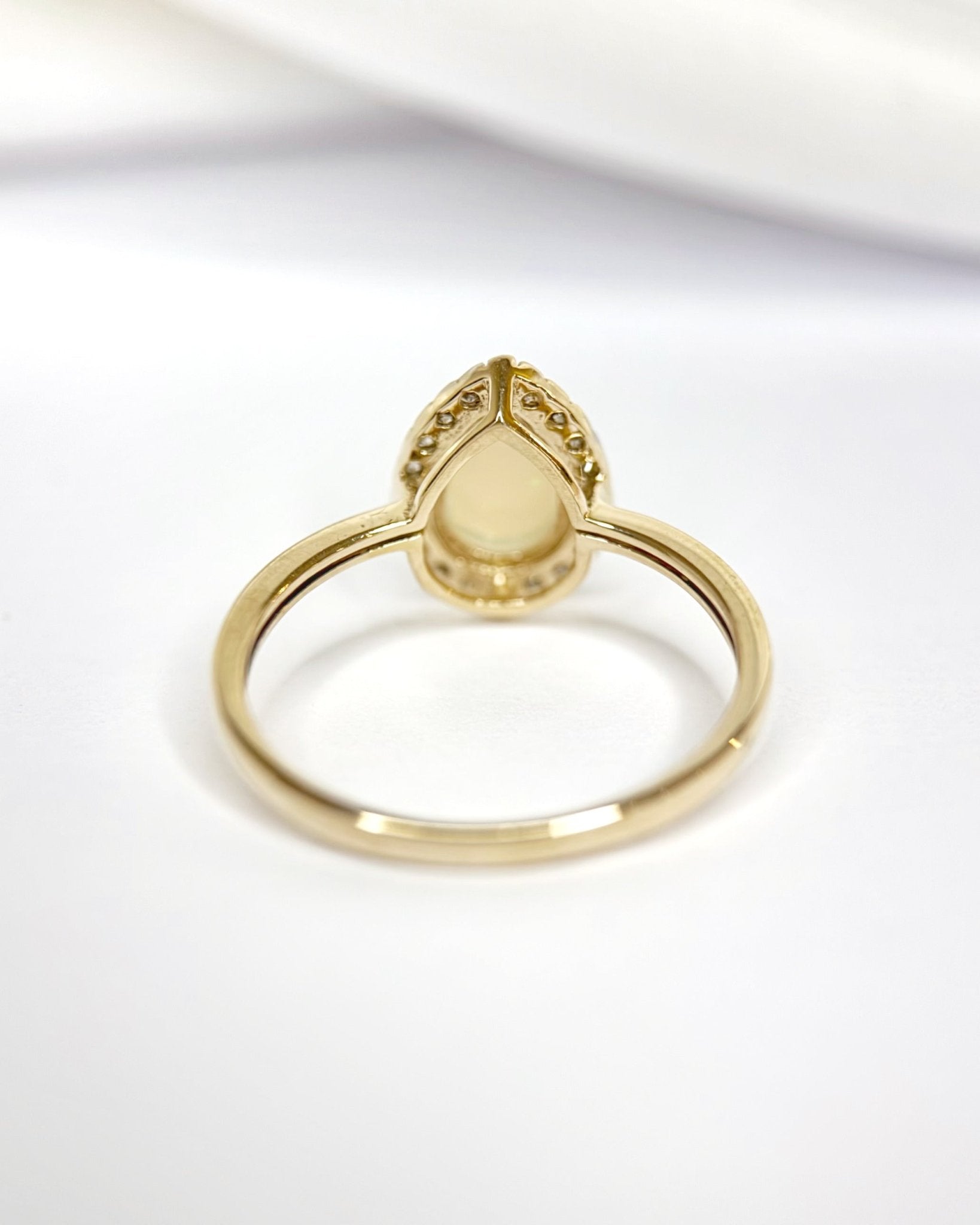Bague Marguerite Opale 0.56 carat &amp; Diamants 0.20 carat "Ophélie" - Elliade Paris