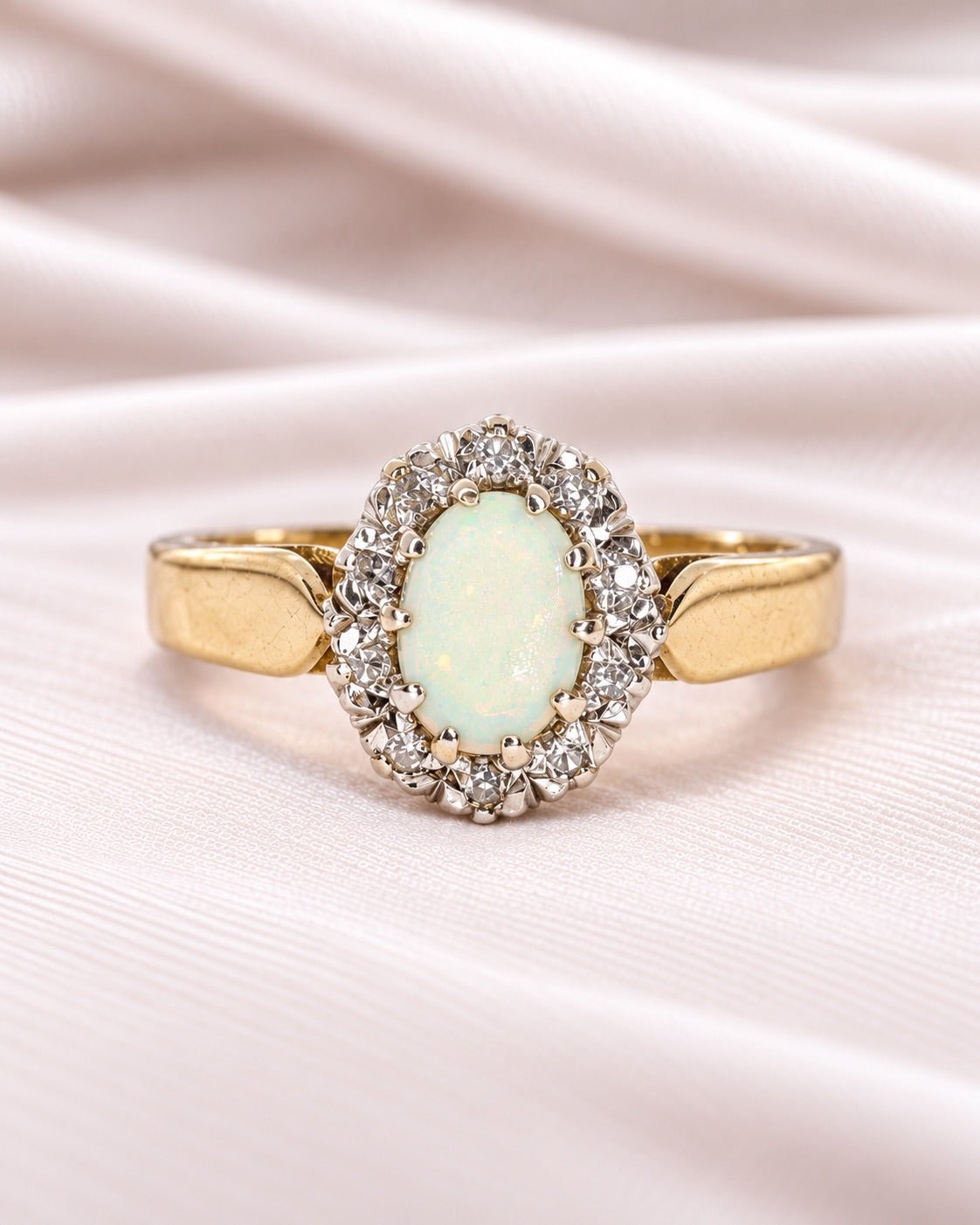 Bague Marguerite Opale 0.58 carat &amp; Diamants "Samira" - Elliade Paris