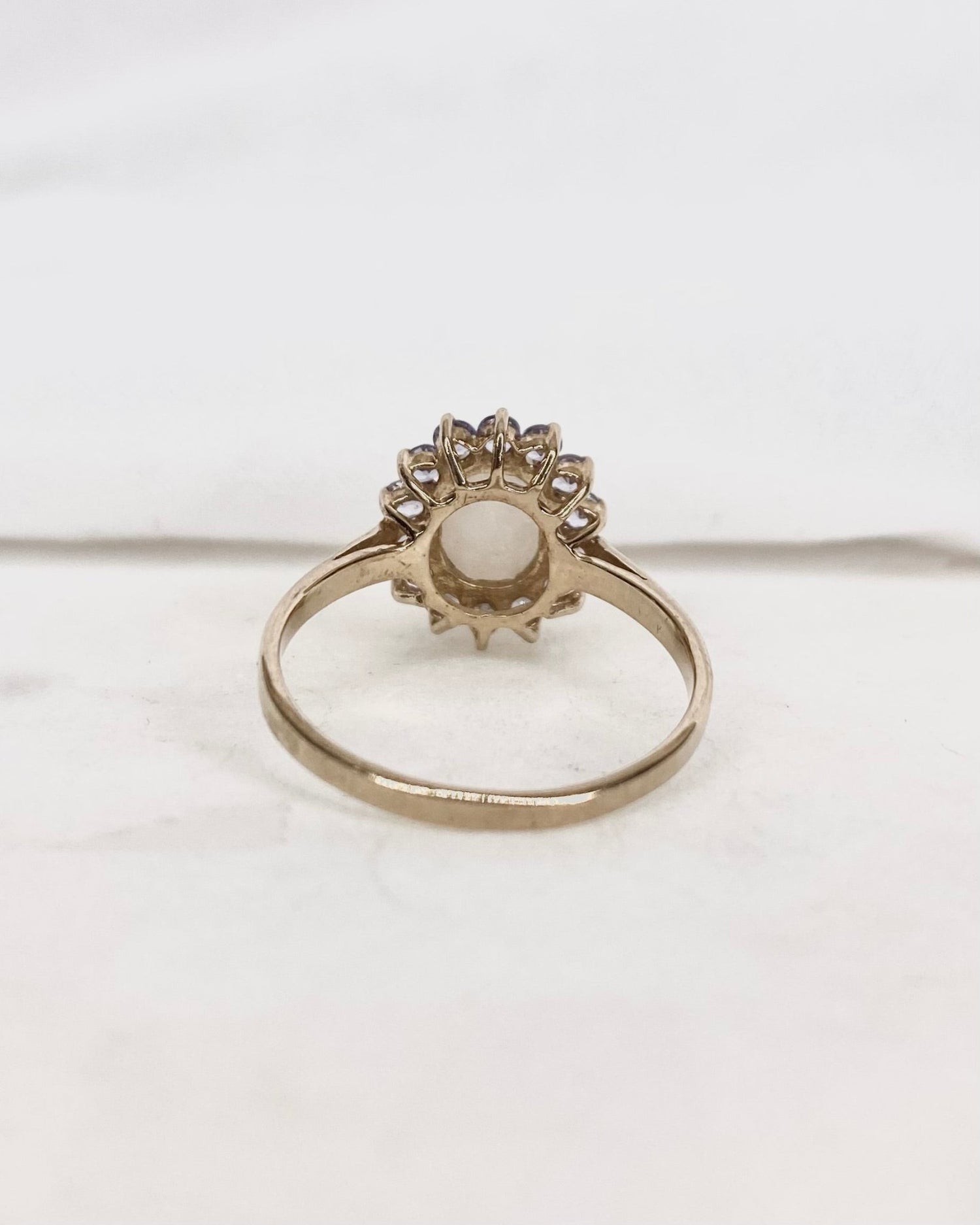 Bague Marguerite Opale 0.67 carat &amp; Tanzanites &quot;Valentina&quot; - Elliade Paris