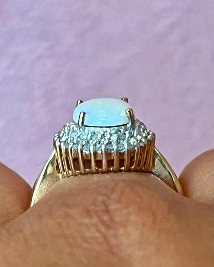 Bague Marguerite Opale 0.85 carat &amp; Diamants 0.42 carat "Kiana" - Elliade Paris