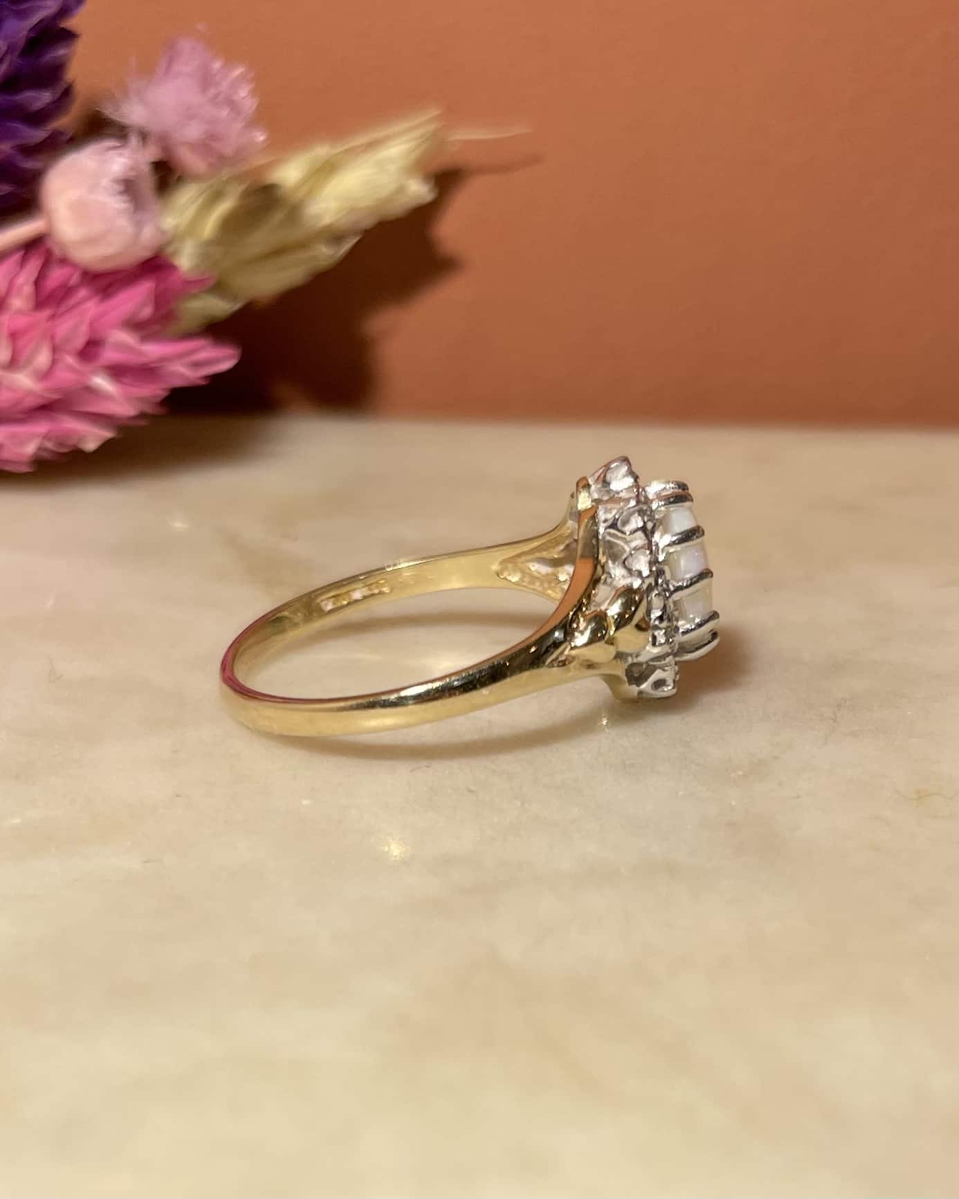 Bague Marguerite Opale &amp; 10 Diamants "Cora" - Elliade Paris