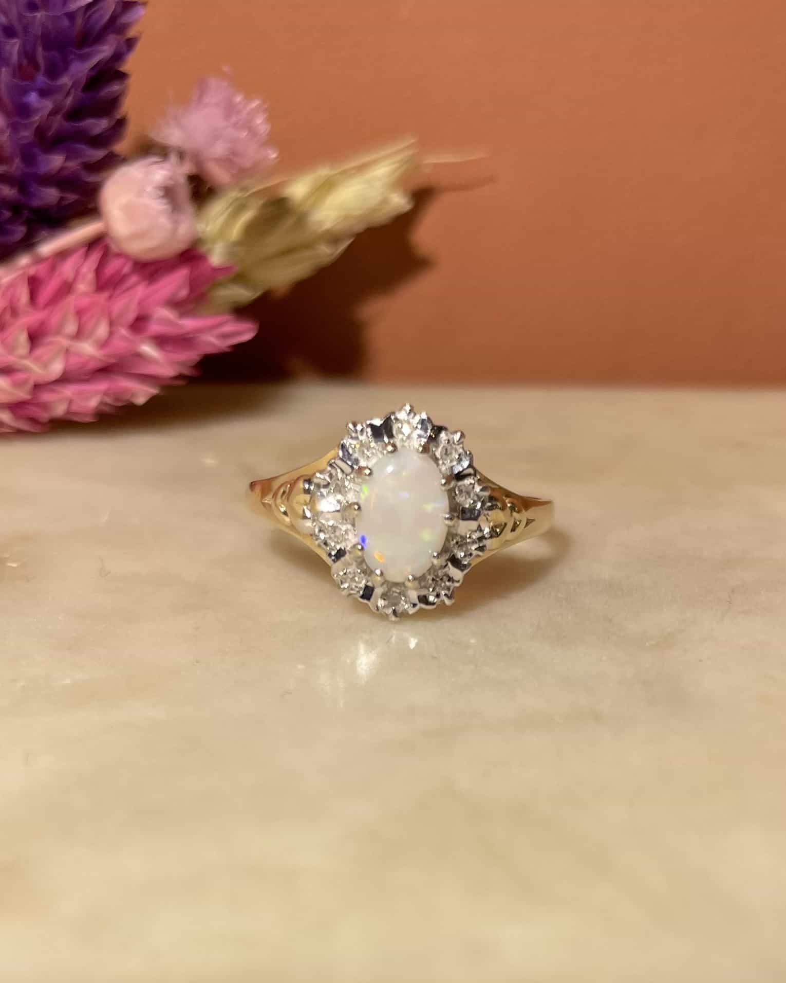 Bague Marguerite Opale &amp; 10 Diamants "Cora" - Elliade Paris
