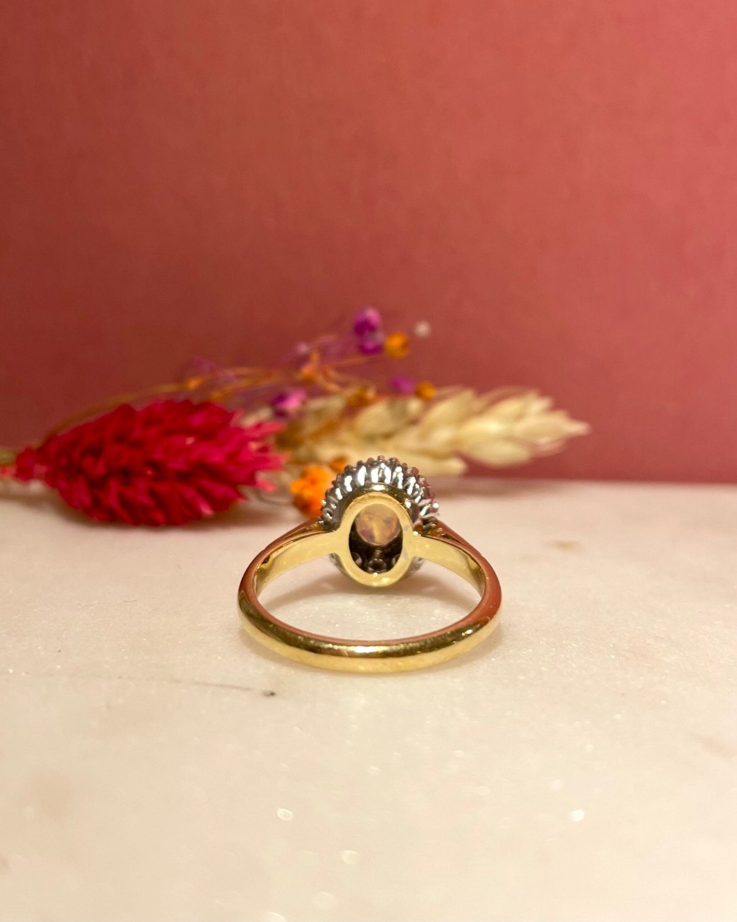 Bague Marguerite Opale &amp; 12 Diamants &quot;Odile&quot; - Elliade Paris