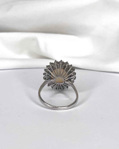 Bague Marguerite Opale 6.40 carats et Diamants 1.40 carat &quot;Wilona&quot; - Elliade Paris