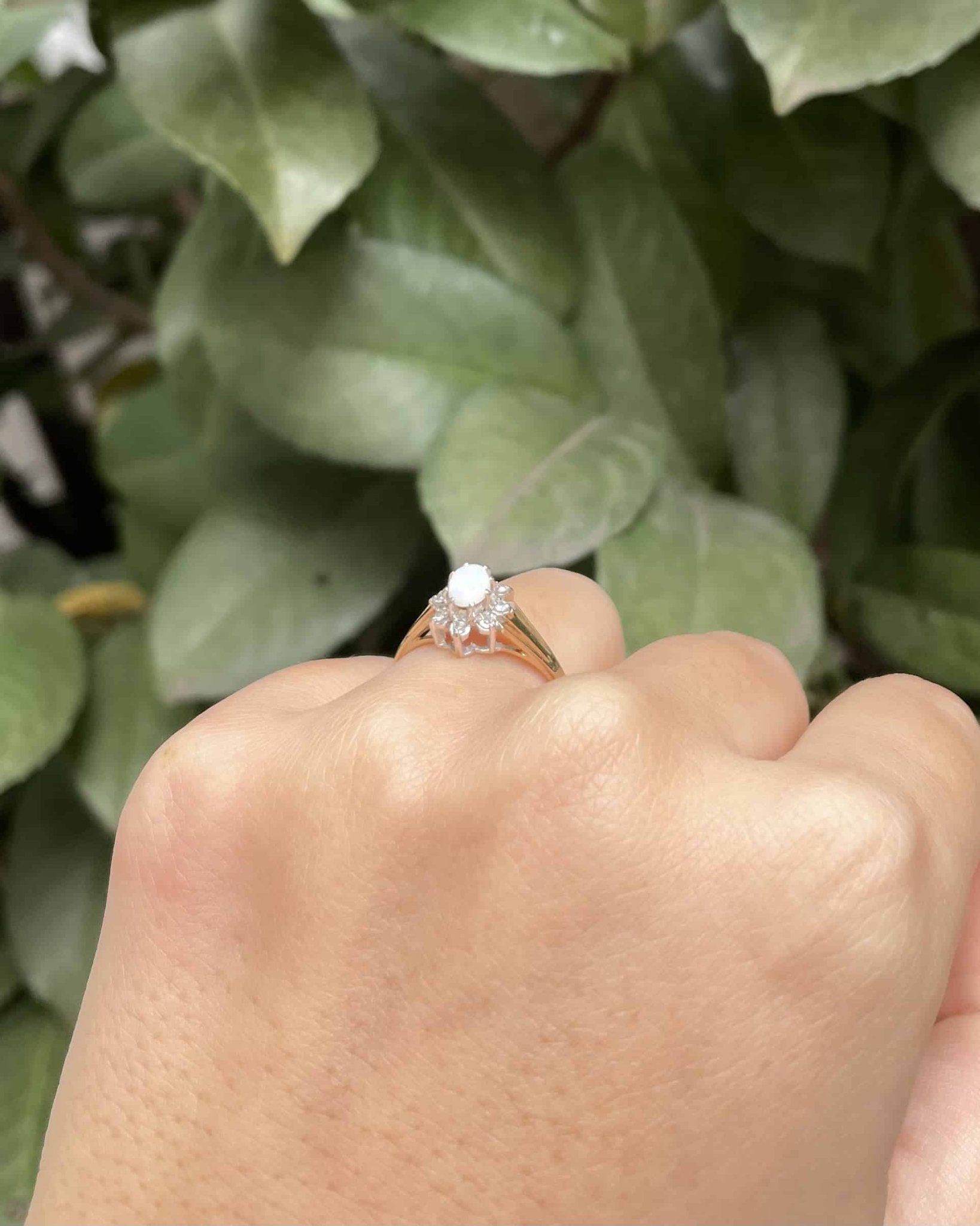 Bague Marguerite Opale &amp; Diamants "Luna" - Elliade Paris