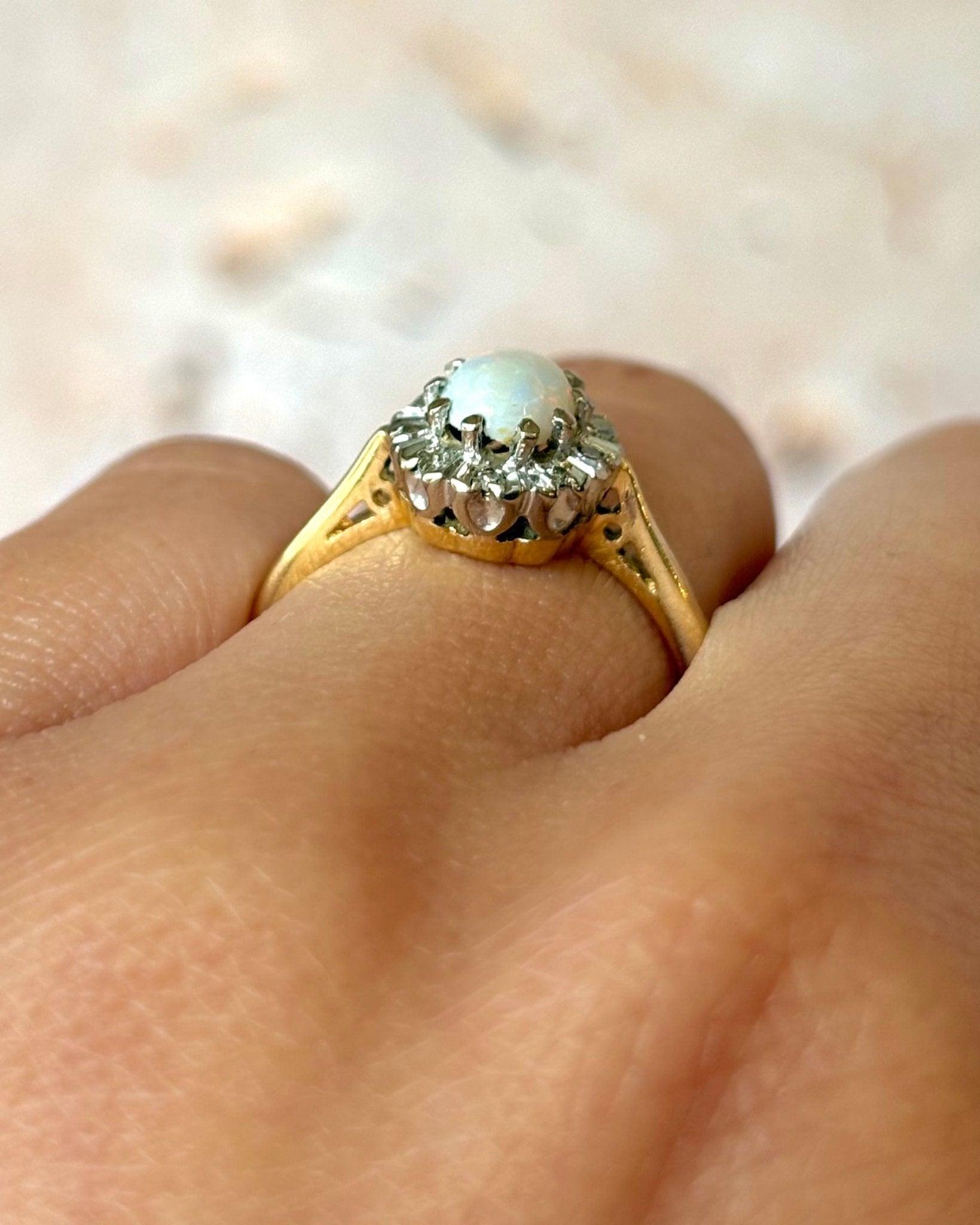 Bague Marguerite Opale &amp; Diamants "Tania" - Elliade Paris