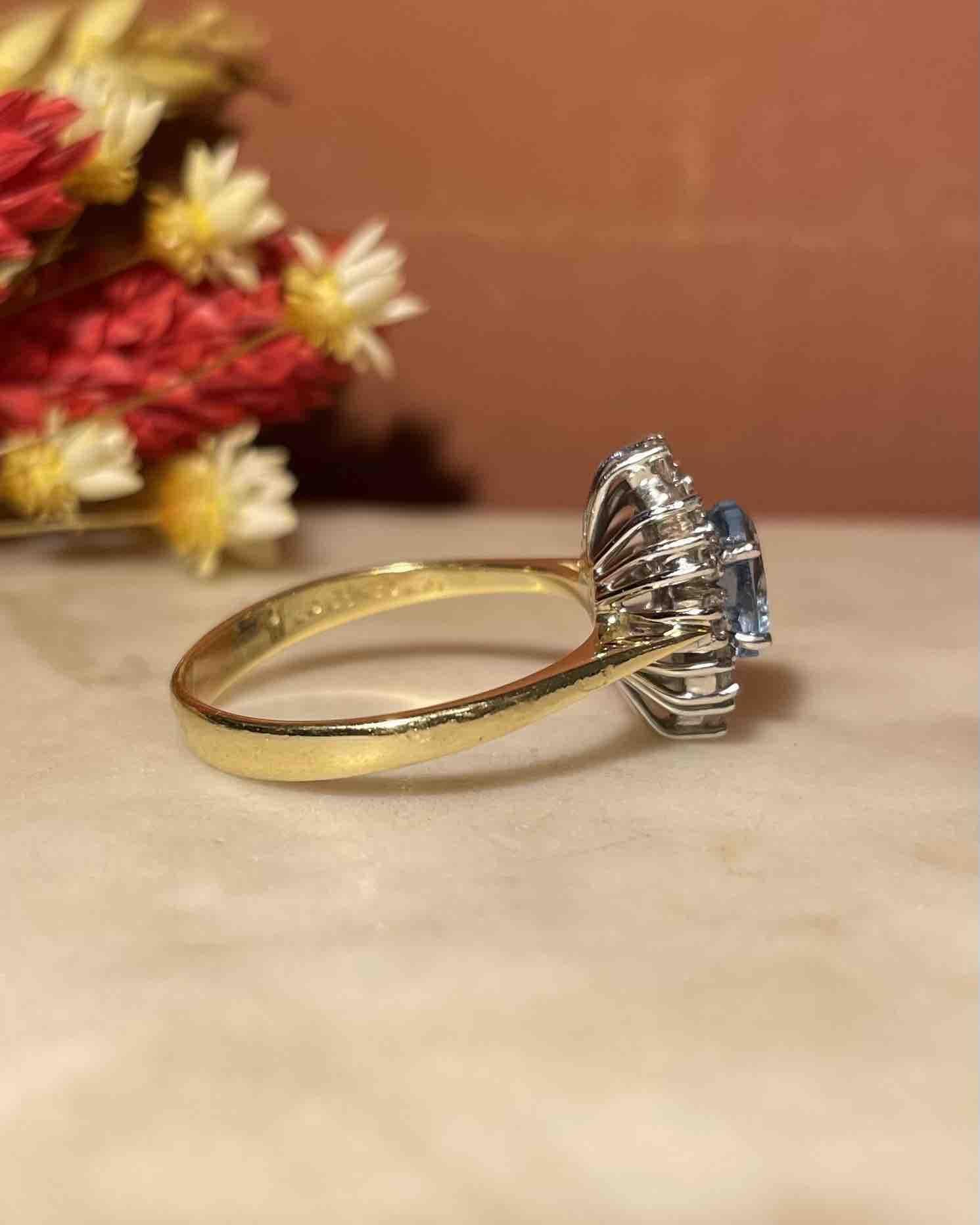 Bague Marguerite Aigue-Marine et Diamants "Aude" - Elliade Paris