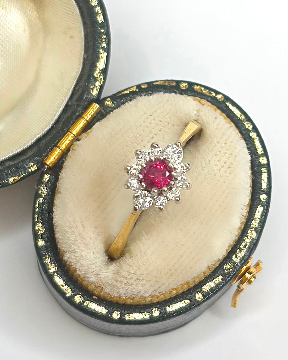 Bague Marguerite Rubis 0.20 carat &amp; Diamant 0.26 carat "Mélissa" - Elliade Paris