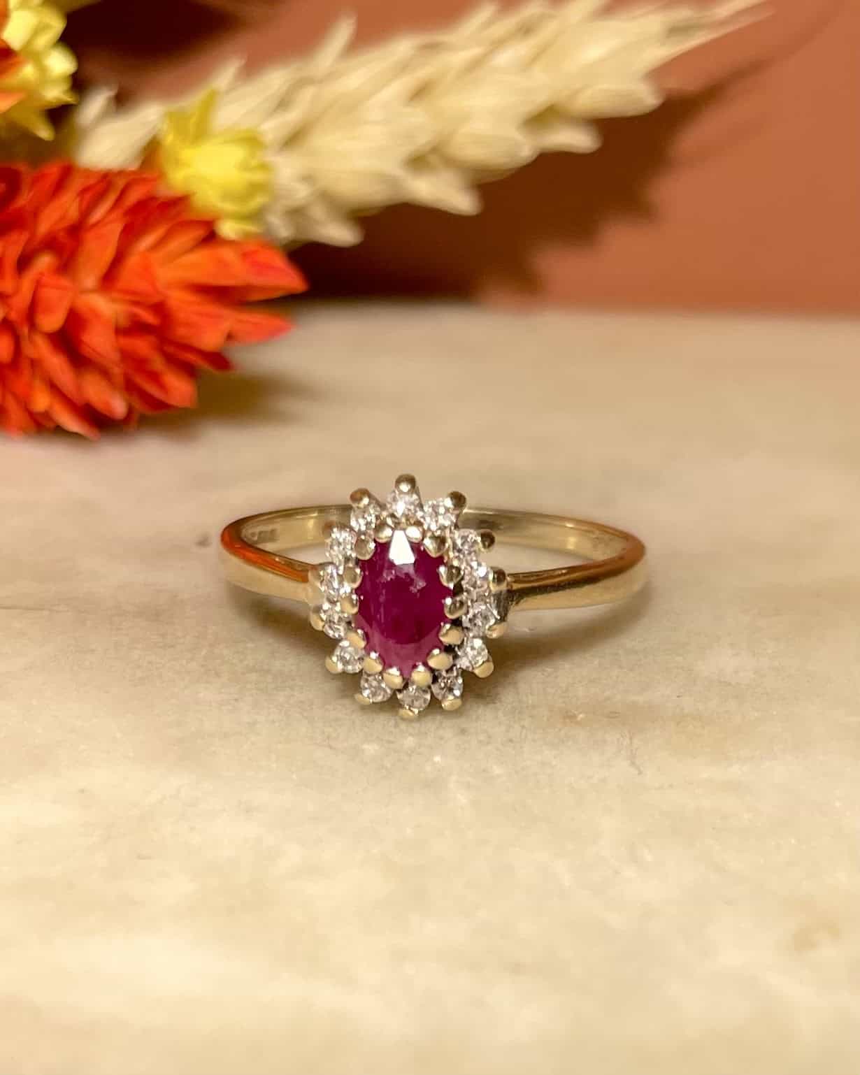 Bague Marguerite Rubis 0.45 Carat &amp; Diamants "Juliette" - Elliade Paris