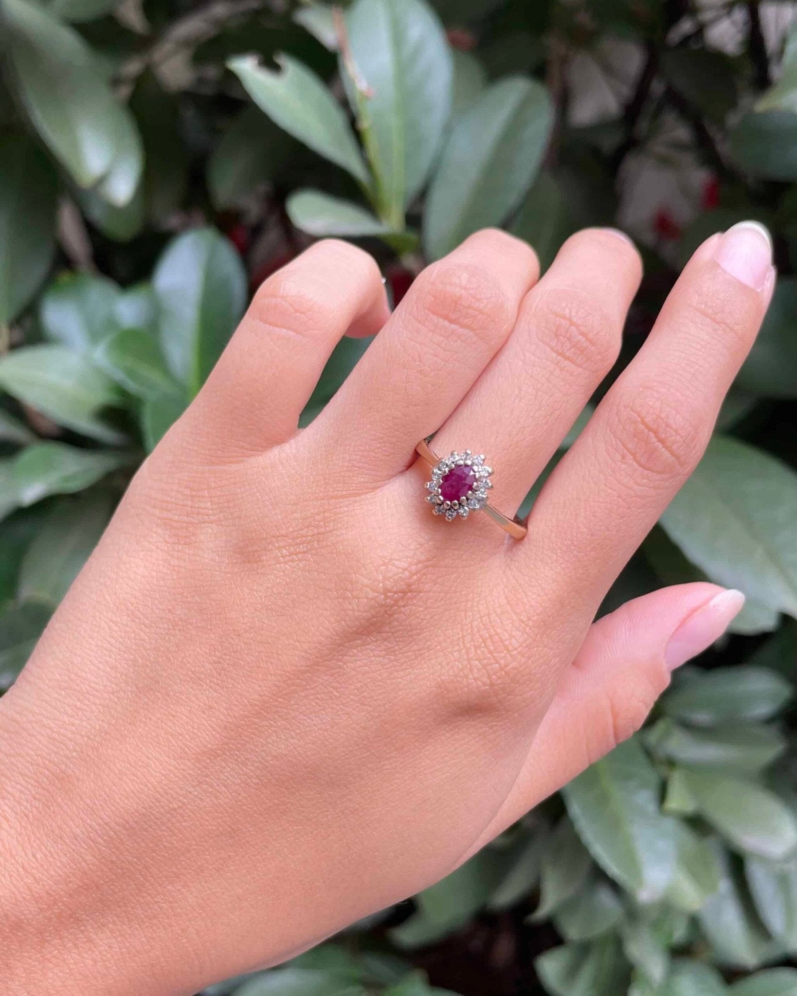Bague Marguerite Rubis 0.45 Carat &amp; Diamants "Juliette" - Elliade Paris