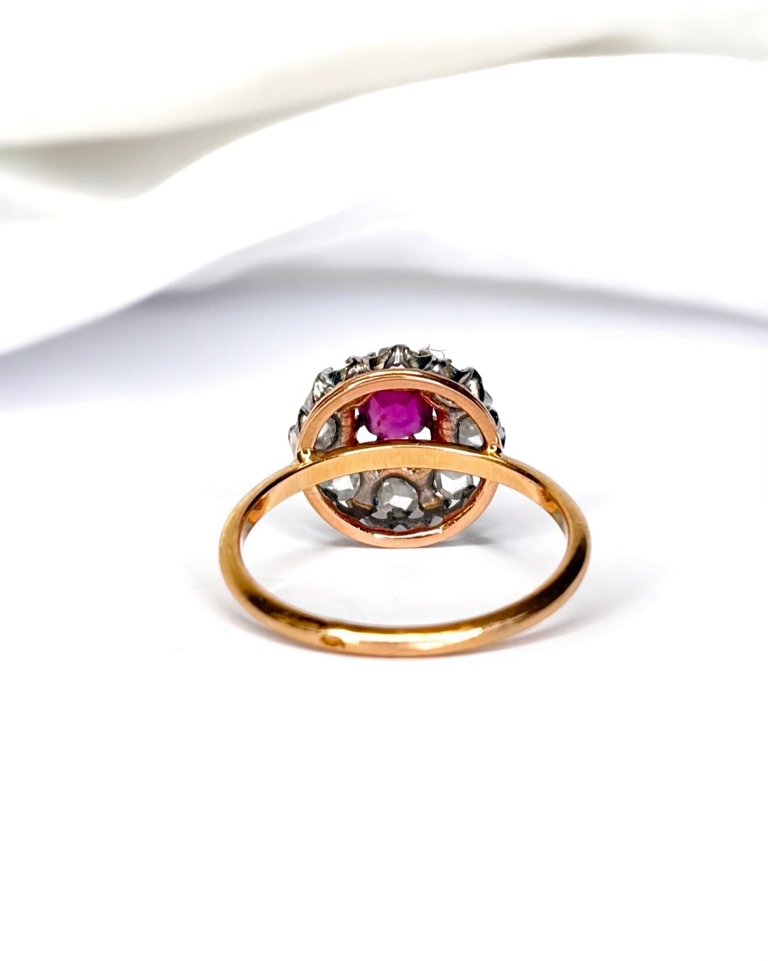 Bague Marguerite Rubis 0.45 carat &amp; Diamants "Linda" - Elliade Paris