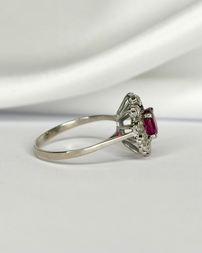 Bague Marguerite Rubis 0.55 carat &amp; Diamants 0.30 carat "Irène" - Elliade Paris