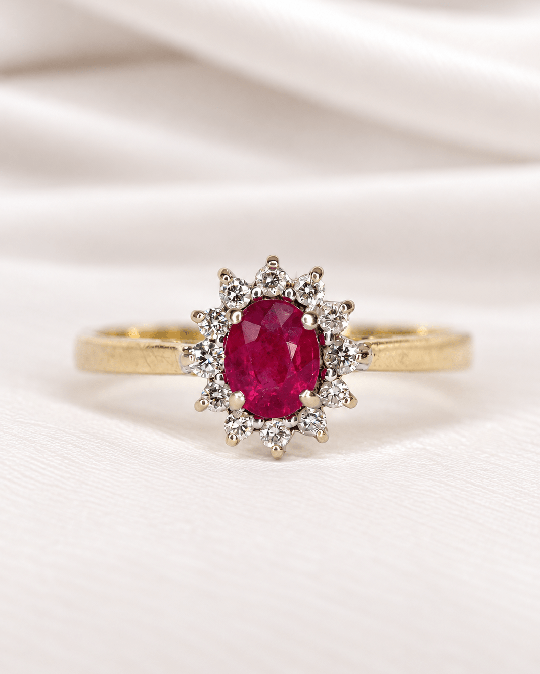 Bague Marguerite Rubis 0.55 carat &amp; Diamants "Juliette" - Elliade Paris