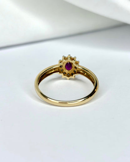 Bague Marguerite Rubis 0.62 carat &amp; 12 Diamants &quot;Micha&quot; - Elliade Paris
