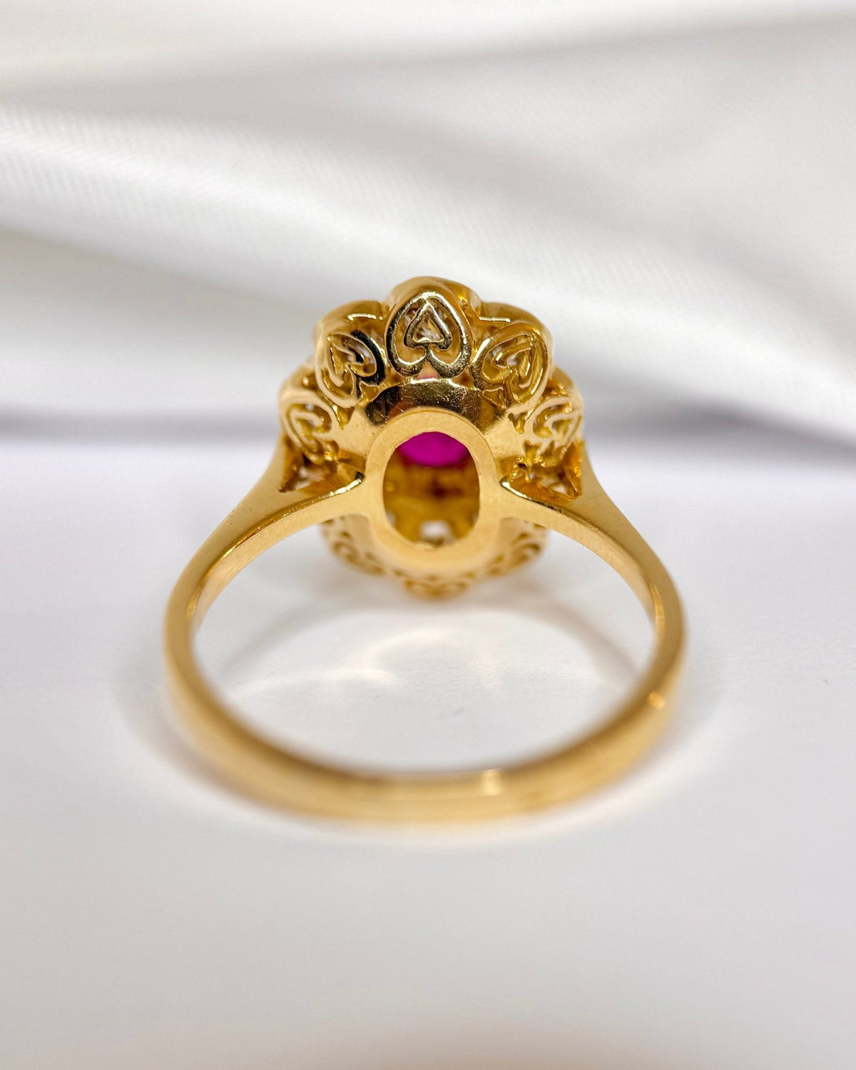 Bague Marguerite Rubis 0.76 carat &amp; Diamants 1 carat "Océane" - Elliade Paris
