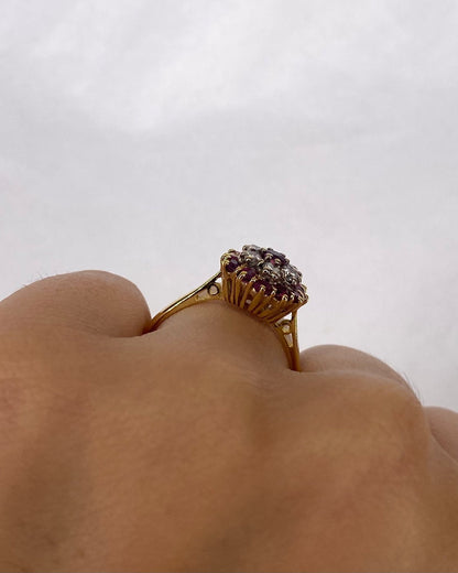 Bague Marguerite Rubis 0.82 carat &amp; 6 Diamants &quot;Pauline&quot; - Elliade Paris