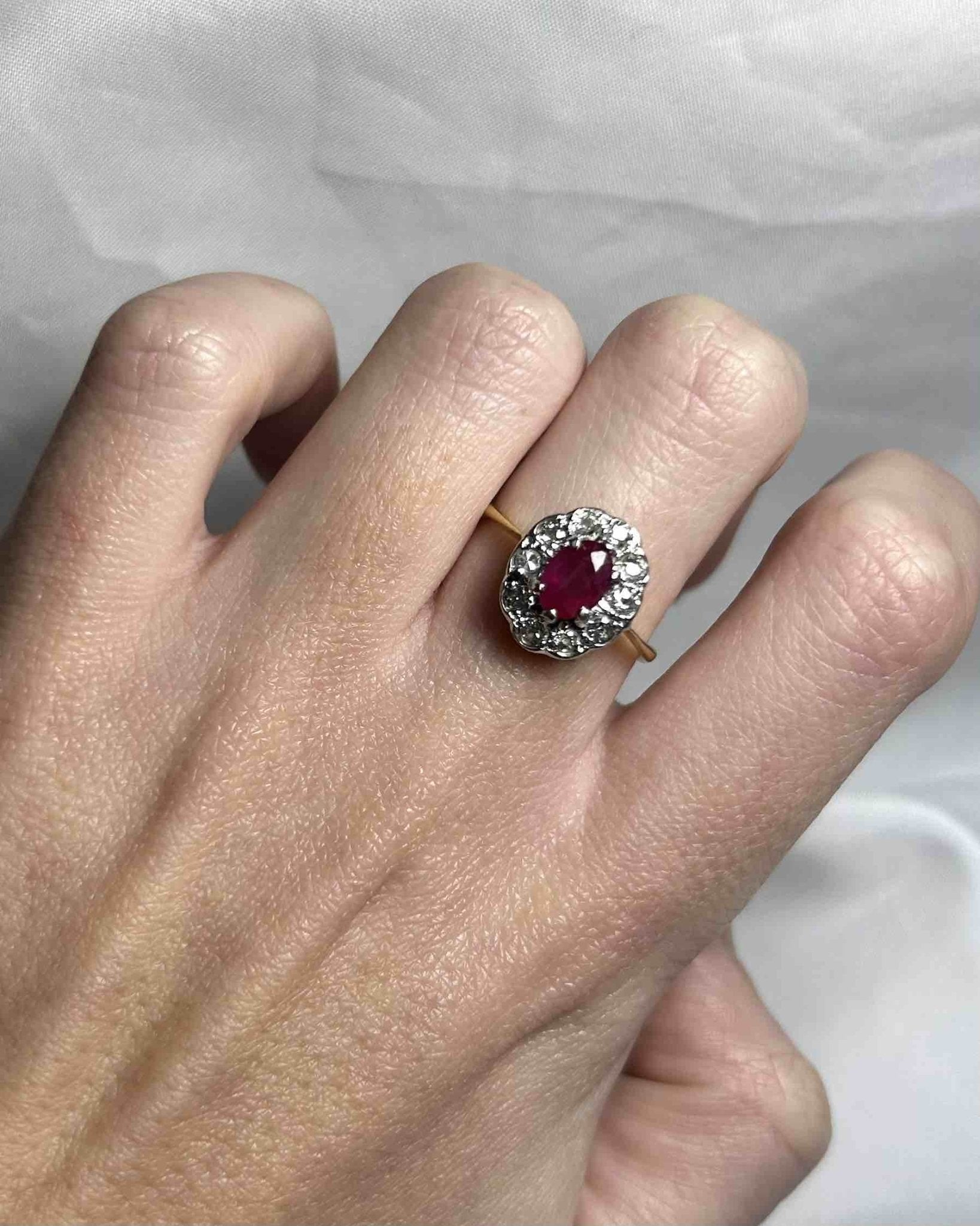 Bague Marguerite Rubis 1 carat &amp; Diamants 0.40 carat "Sienna" - Elliade Paris