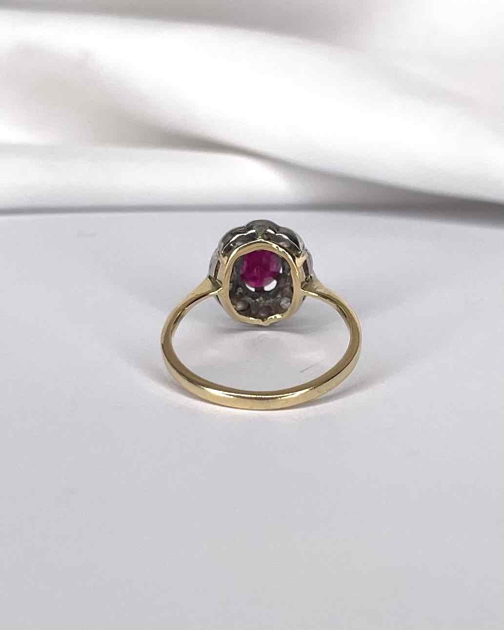Bague Marguerite Rubis 1 carat &amp; Diamants 0.40 carat &quot;Sienna&quot; - Elliade Paris