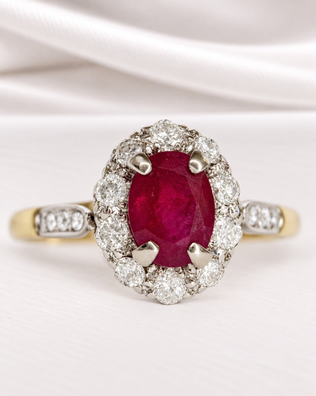 Bague Marguerite Rubis 1 carat &amp; Diamants 0.52 carat "Mona" - Elliade Paris