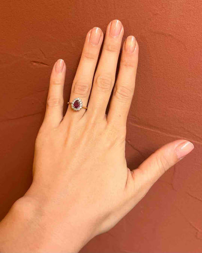 Bague Marguerite Rubis 1 Carat &amp; Diamants &quot;Tatiana&quot; - Elliade Paris