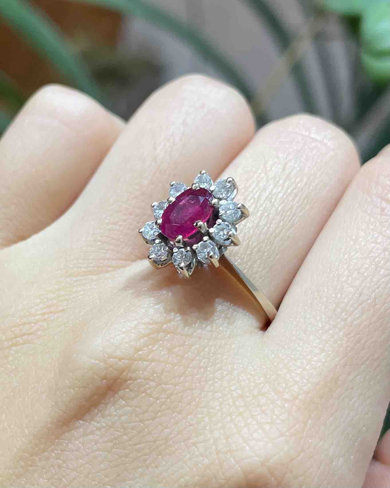 Bague Marguerite Rubis 1.20 carat &amp; Diamants "Eloïse" - Elliade Paris