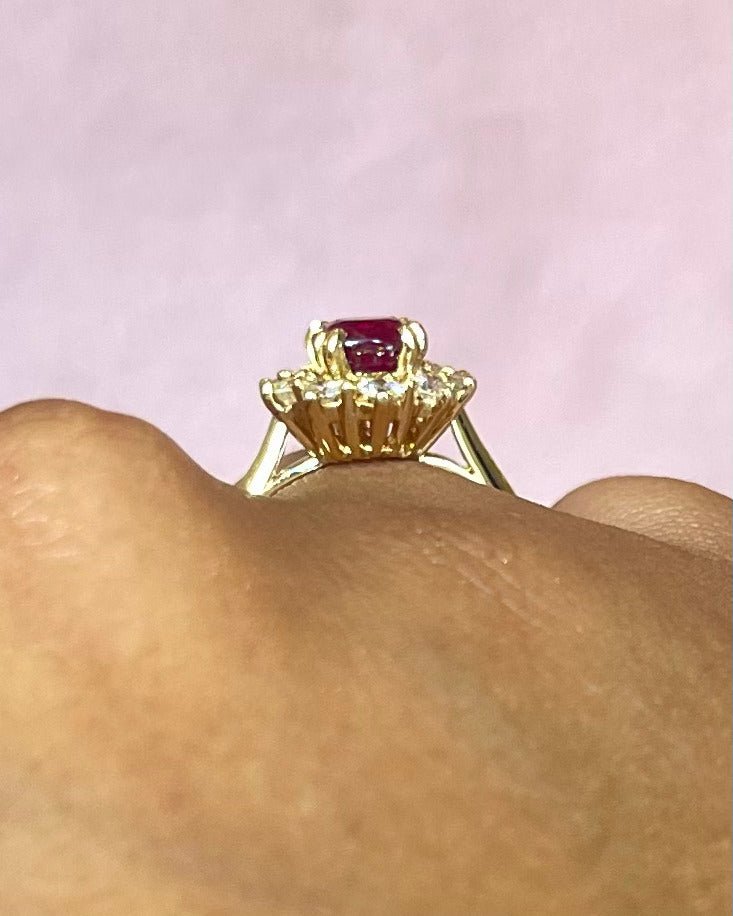 Bague Marguerite Rubis 1.39 carat &amp; Diamants 0.40 carat "Rosie" - Elliade Paris
