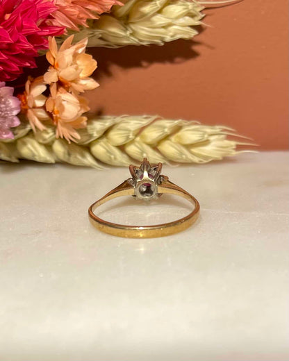 Bague Marguerite Rubis &amp; 8 Diamants &quot;Mina&quot; - Elliade Paris