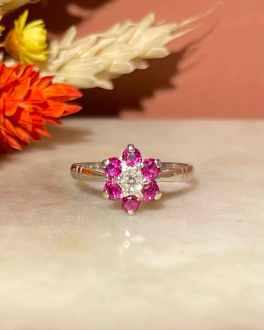 Bague Marguerite Rubis coeur Diamant &quot;Célène&quot; - Elliade Paris