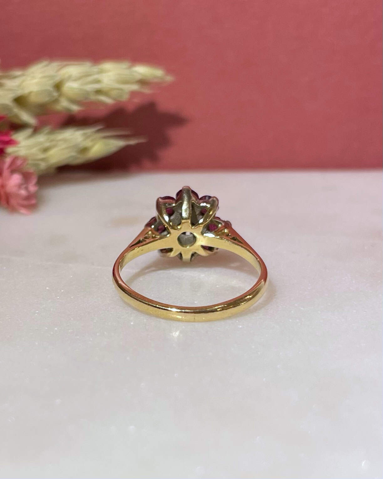 Bague Marguerite Rubis &amp; Diamant "Albanne" - Elliade Paris