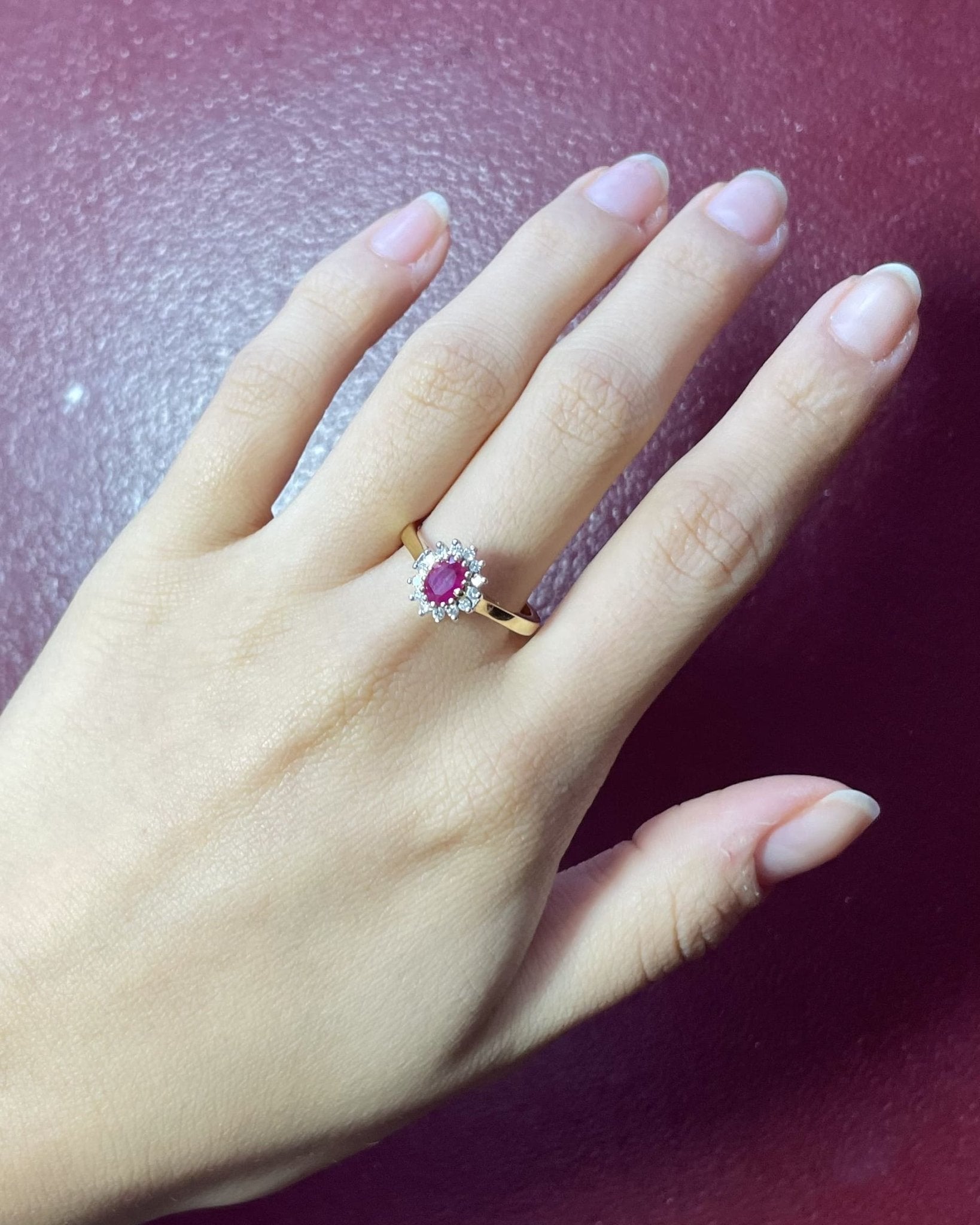 Bague Marguerite Rubis &amp; Diamants "Alice" - Elliade Paris