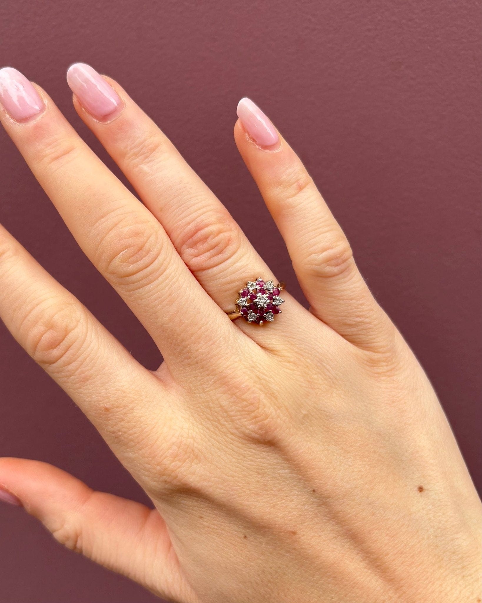 Bague Marguerite Rubis &amp; Diamants "Christelle" - Elliade Paris