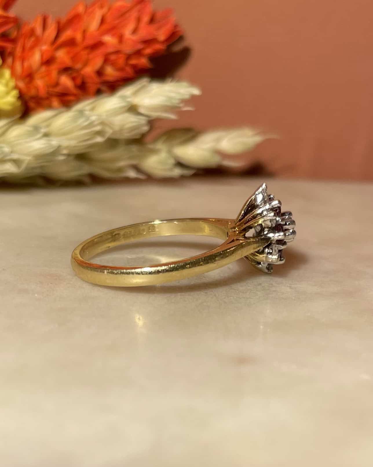 Bague Marguerite Rubis &amp; Diamants "Imaé" - Elliade Paris
