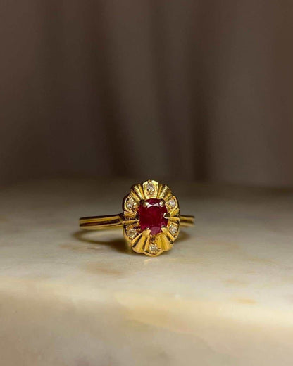 Bague Marguerite Rubis &amp; Diamants &quot;Laïs&quot; - Elliade Paris