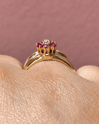 Bague Marguerite Rubis &amp; Diamants "Verika" - Elliade Paris