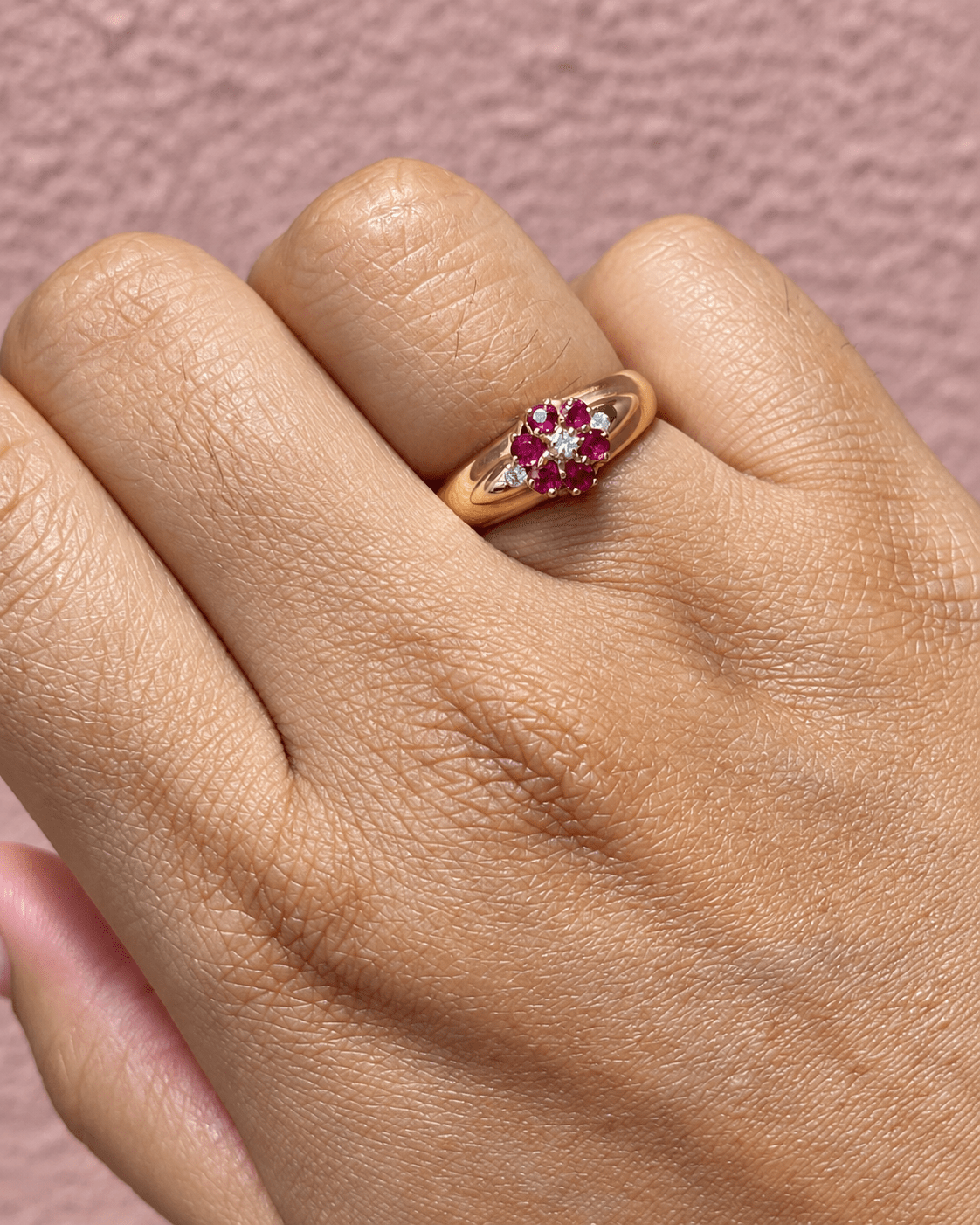 Bague Marguerite Rubis &amp; Diamants "Verika" - Elliade Paris