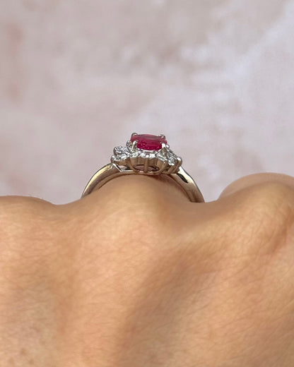 Bague Marguerite Rubis Mozambicain 0.67 carat &amp; Diamants 0.35 carat "Paola" - Elliade Paris