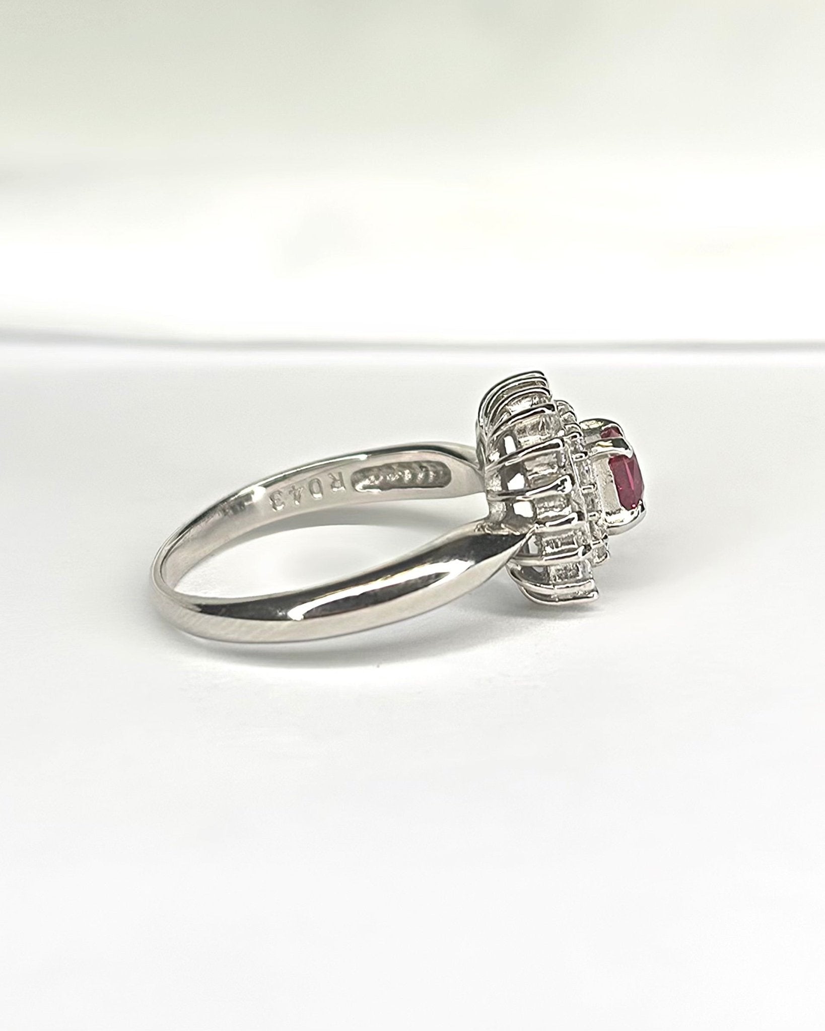 Bague Marguerite Rubis Mozambien 0.43 carat &amp; Diamants 0.43 carat "Monica" - Elliade Paris