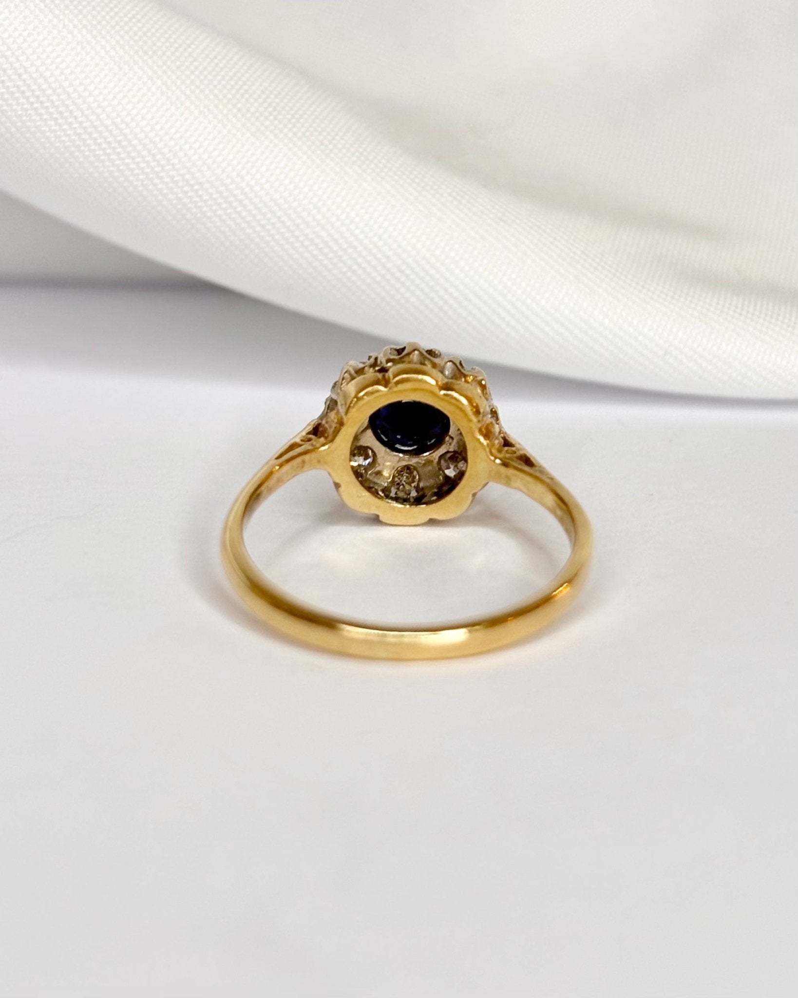 Bague Marguerite Saphir 0.30 carat &amp; Diamants "Elena" - Elliade Paris