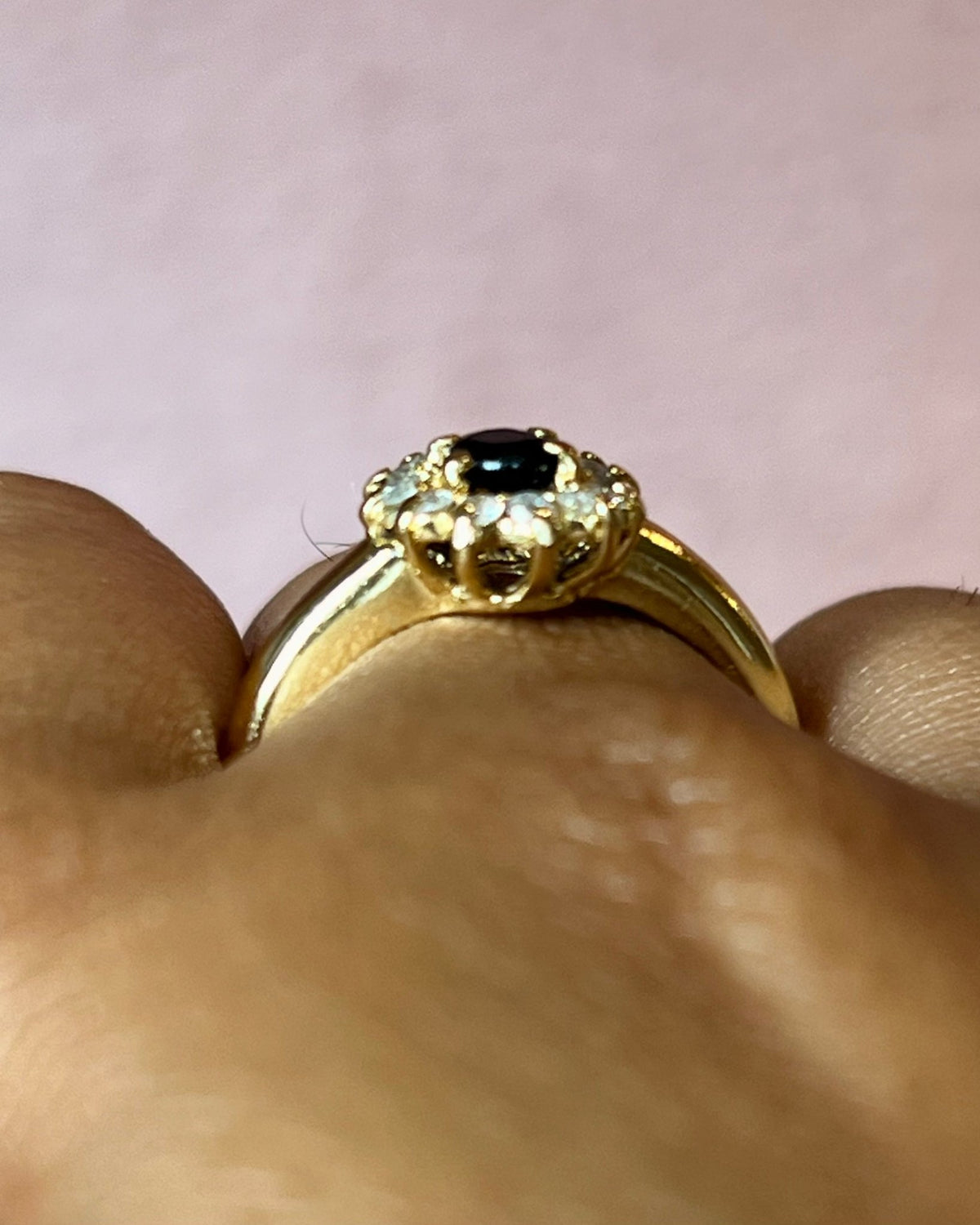 Bague Marguerite Saphir 0.35 carat &amp; Diamants 0.36 carat "Cassandra" - Elliade Paris