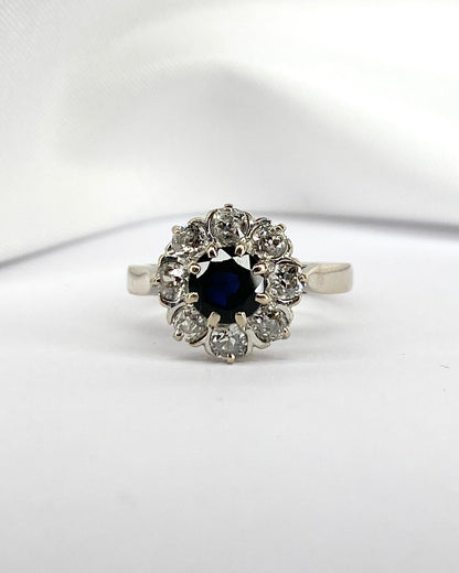 Bague Marguerite Saphir 0.36 carat &amp; Diamants 0.56 carat &quot;Victoire&quot; - Elliade Paris