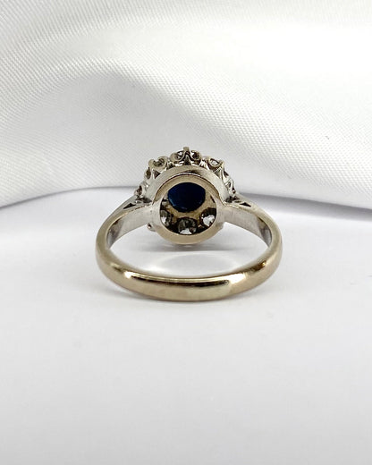 Bague Marguerite Saphir 0.36 carat &amp; Diamants 0.56 carat &quot;Victoire&quot; - Elliade Paris