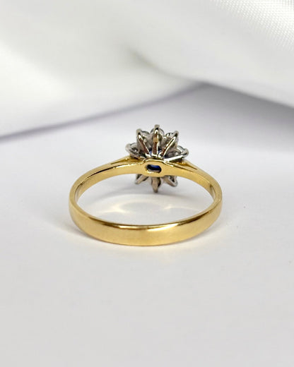 Bague Marguerite Saphir 0.40 carat &amp; 10 Diamants "Zélie" - Elliade Paris
