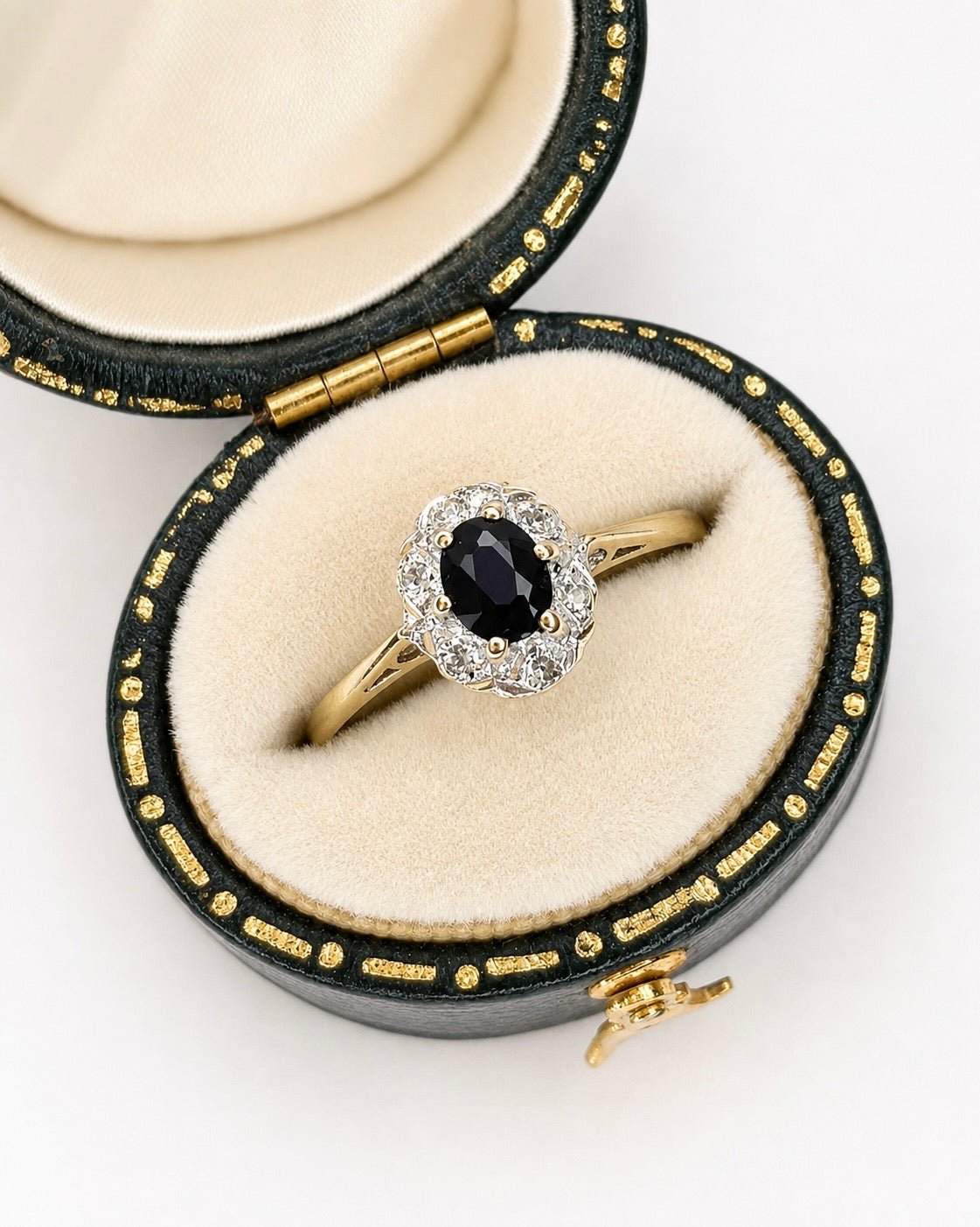 Bague Marguerite Saphir 0.40 carat &amp; Diamants "Paola" - Elliade Paris