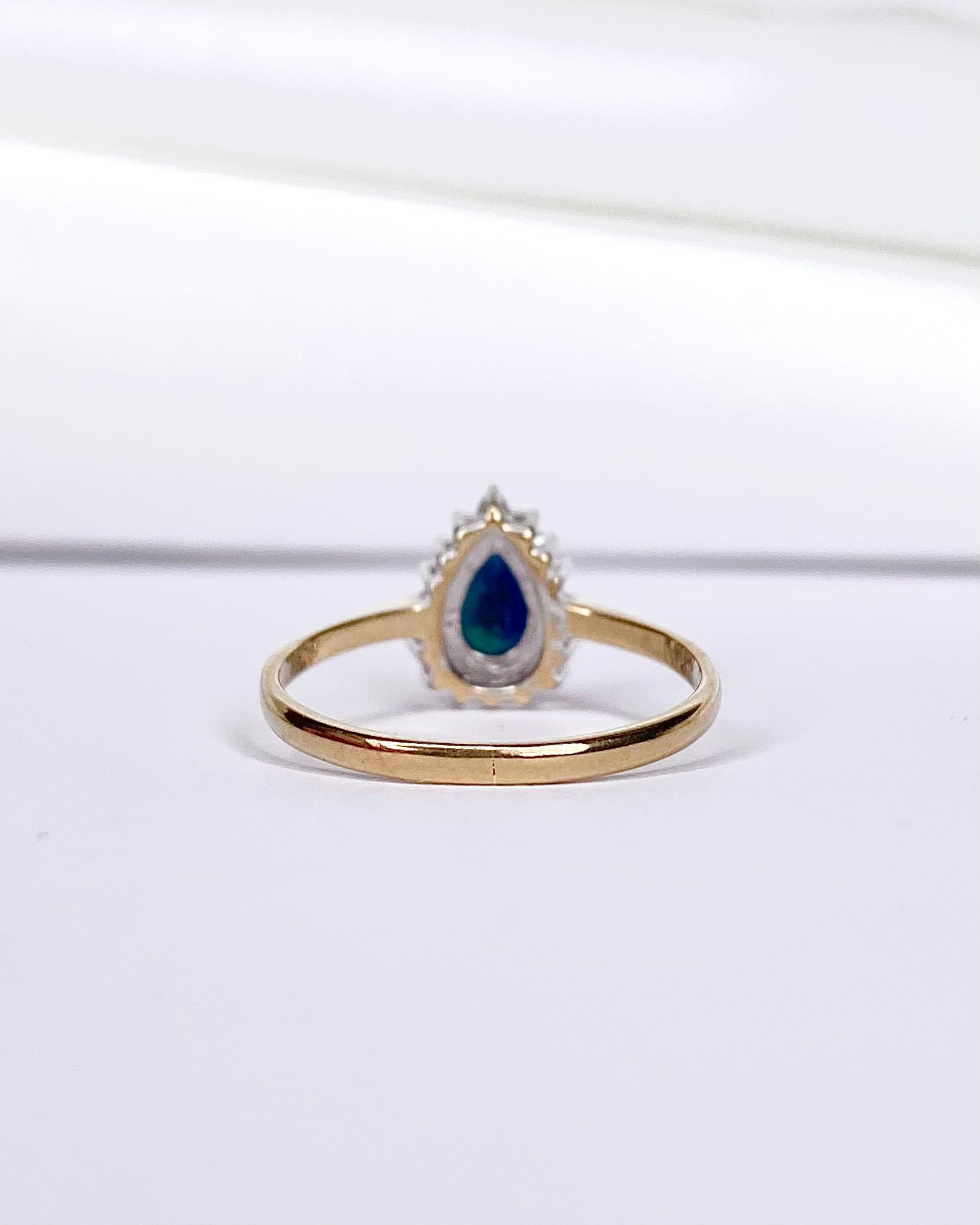 Bague Marguerite Saphir 0.45 carat &amp; Diamants "Manon" - Elliade Paris