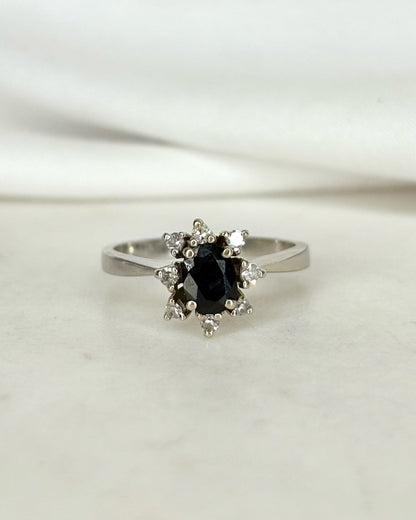 Bague Marguerite Saphir 0.50 carat &amp; 8 Diamants &quot;Charlotte&quot; - Elliade Paris