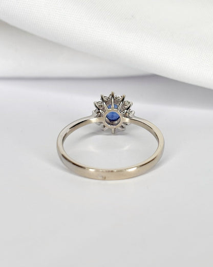 Bague Marguerite Saphir 0.50 carat &amp; Diamants 0.24 carat "Céline" - Elliade Paris