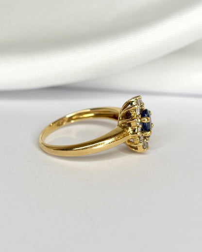 Bague Marguerite Saphir 0.50 carat &amp; Diamants 0.36 carat "Thémis" - Elliade Paris